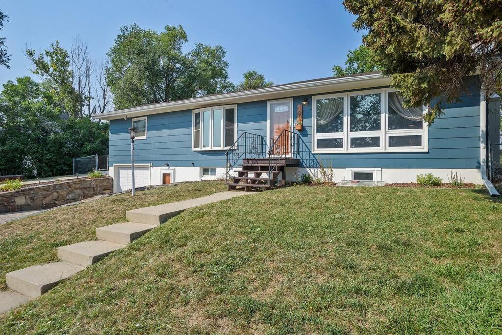 Roomy 5 Bed 3 Bath Fire Place Large Outdoor Space 拉皮德城 外观 照片